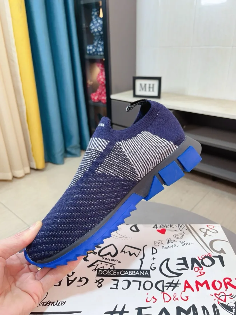 Ex-factory price 340🌹🌹"Dolce & Gabbana DG" original imported fly-knit stitching➕fly-knit lining, light on the foot, comfortable, versatile, original special outsole🔥favored by trendy men. Welcome to compare the quality🔥exquisite luxury, super A level! Compared with the genuine product at the counter, the version is no worse at all! Code number 36-46